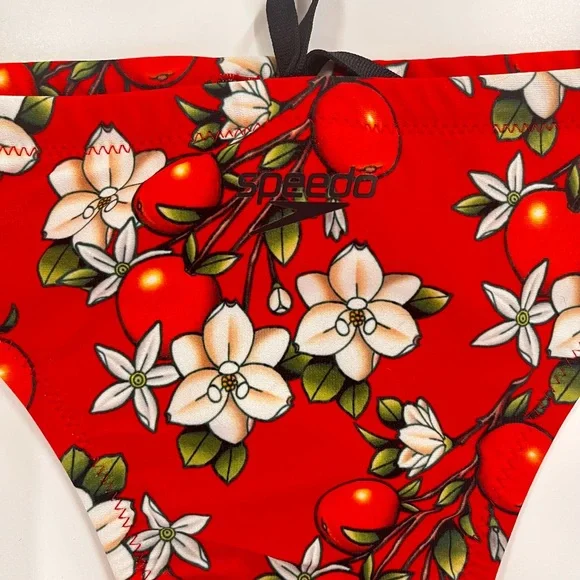 NWT Speedo Endurance Floral Print Red Cheeky Bikini Bottoms New With Tags Small - Picture 5 of 6